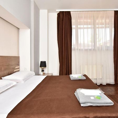 Aaa Hotel Jereván Kültér fotó